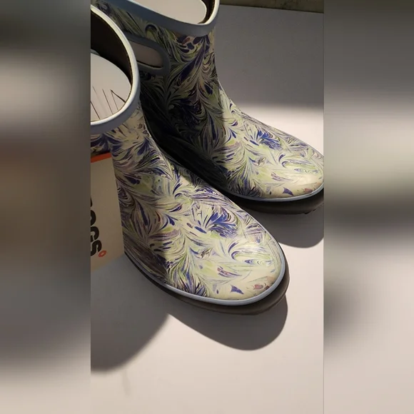 BOGS Patch Ankle Mrbl Rainboot - Picture 3 of 5